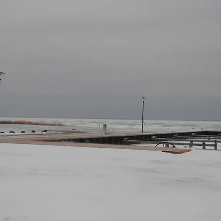 Am Saaler Bodden 펜션 Neuendorf