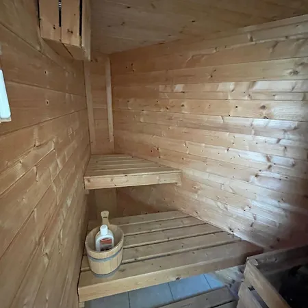 Am Saaler Bodden 펜션 *